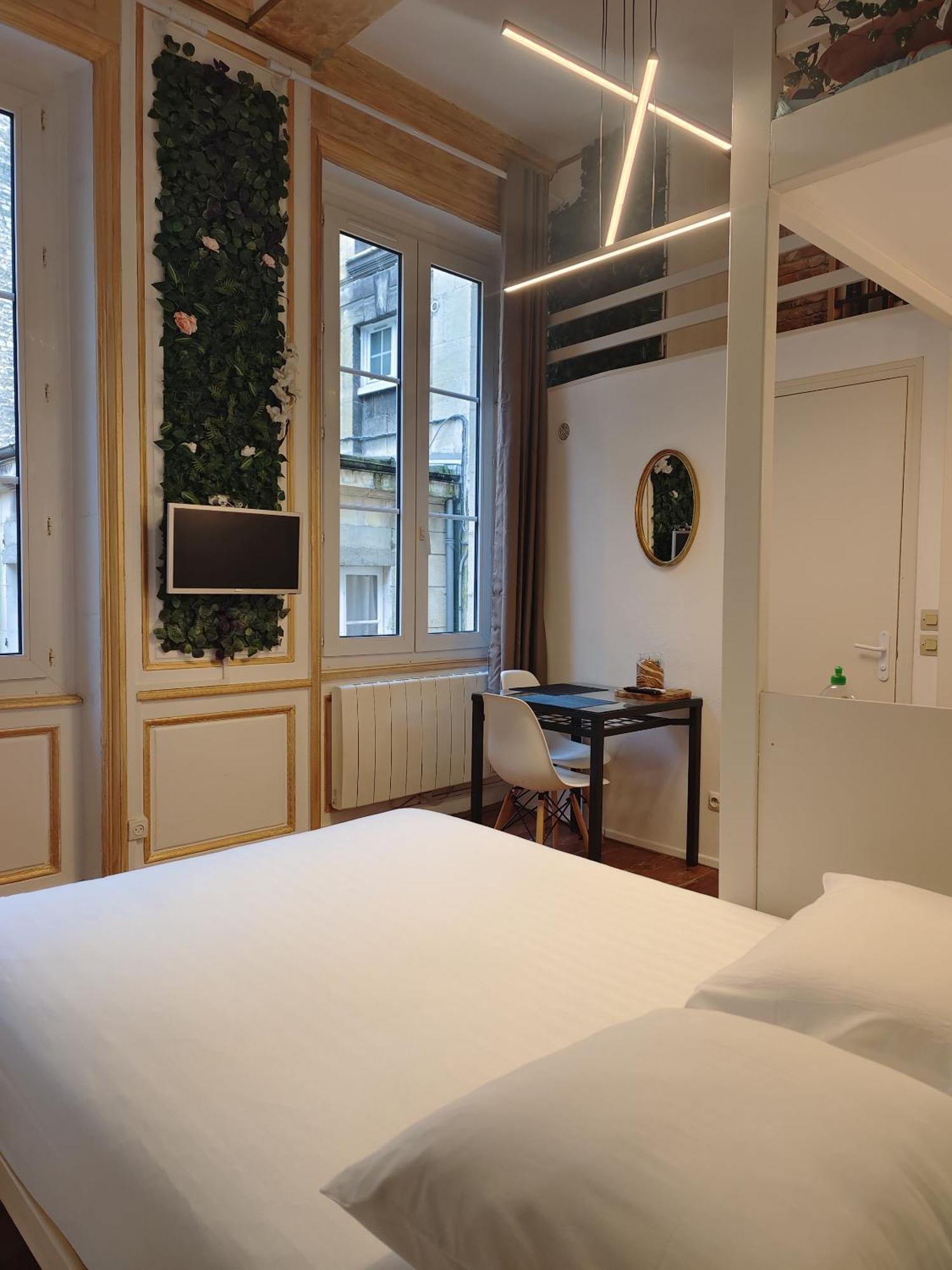 Apartament Studio Lumineux Et Fleuri Idealement Situe Caen Zewnętrze zdjęcie